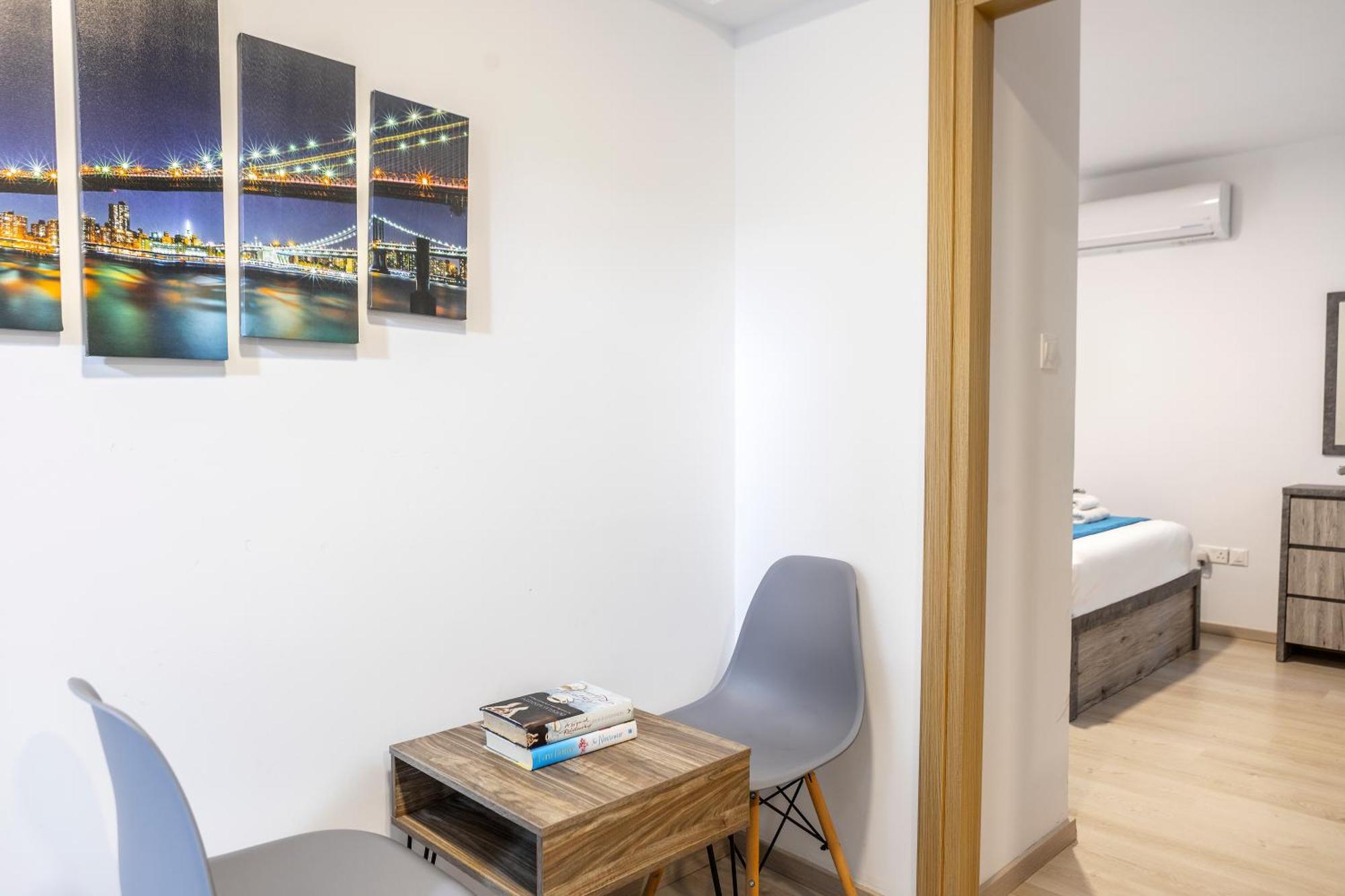 C-Premium Apts 100M From Beach And City Centre Lárnaca Exterior foto